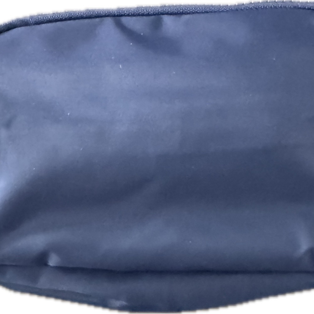 Brand New Lululemon Everywhere Belt Bag 1L – Navy blue